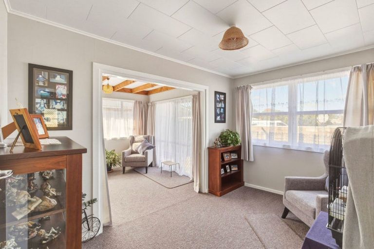 Photo of property in 172 Karaka Street, Castlecliff, Whanganui, 4501