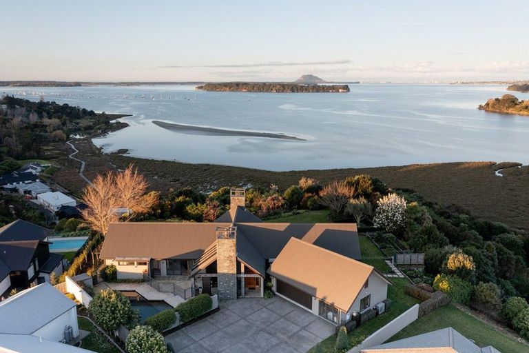 Photo of property in 42 Holyoake Terrace, Omokoroa, 3114