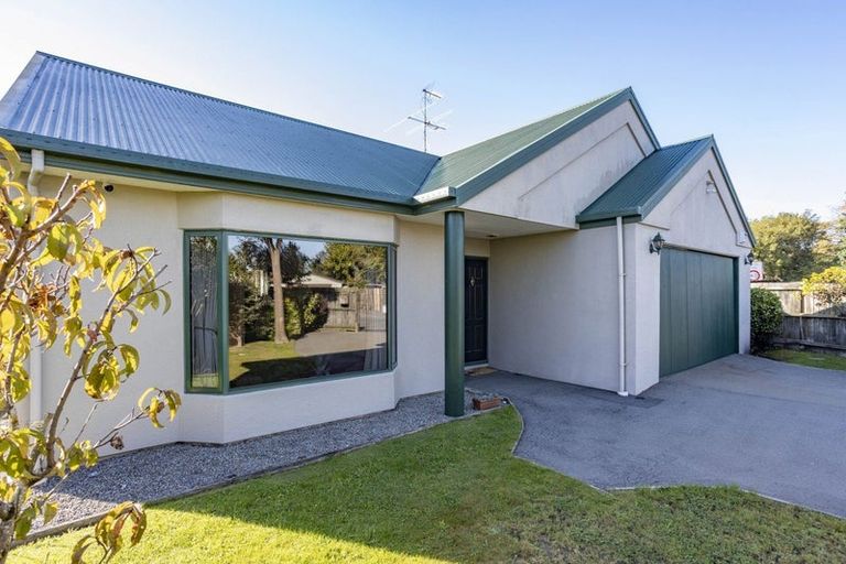 Photo of property in 4 Gibbs Drive, Woodend, 7610