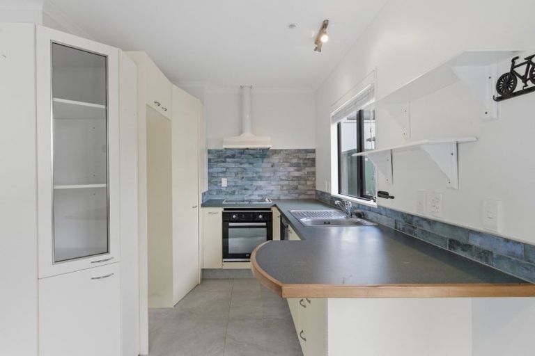 Photo of property in 8e Heath Street, Mount Maunganui, 3116