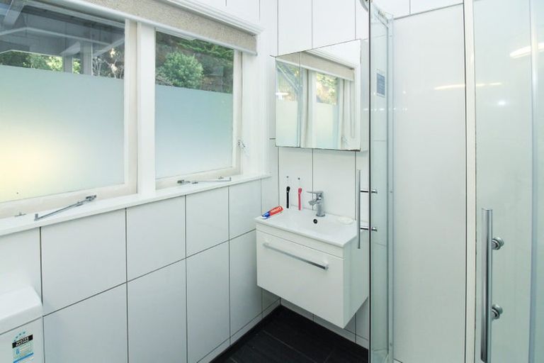Photo of property in Rehutai Flats, 268u4 Oriental Parade, Oriental Bay, Wellington, 6011