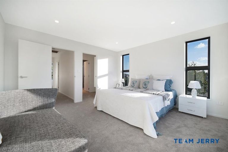 Photo of property in 2/2 Fairview Road, Papatoetoe, Auckland, 2025