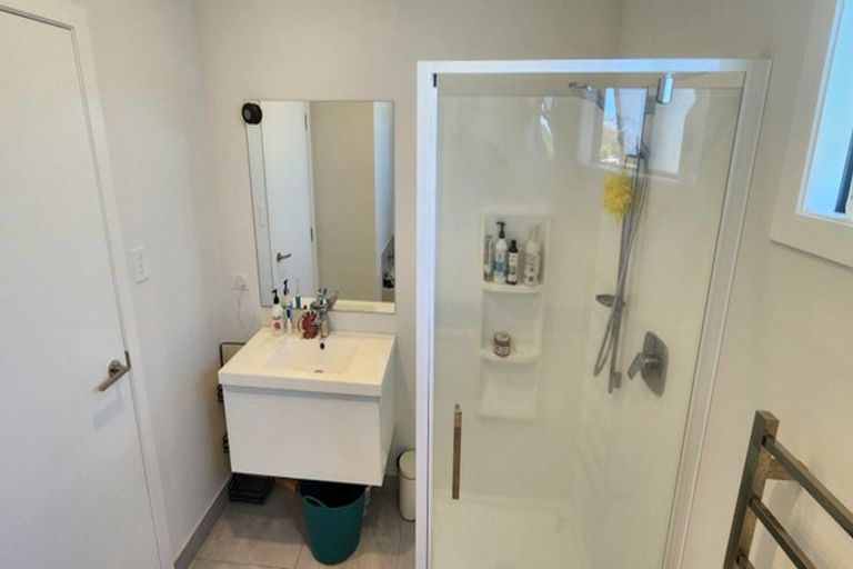 Photo of property in 115 Wairau Road, Oakura, 4314