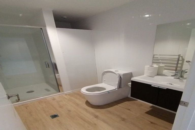 Photo of property in The Alex Apartments, 135u21b Hallenstein Street, Queenstown, 9300