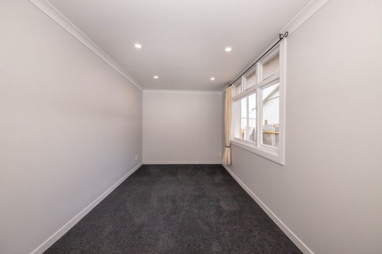 Photo of property in 96 Romilly Street, Westport, 7825