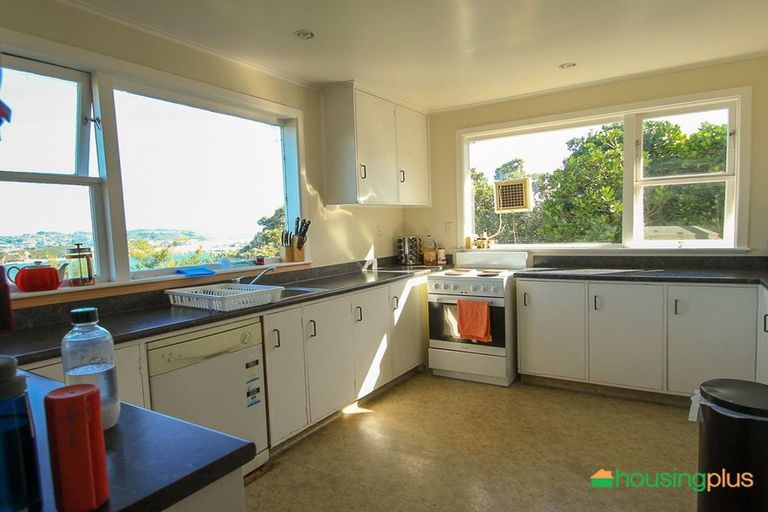 Photo of property in 6 Peranga Terrace, Hataitai, Wellington, 6021