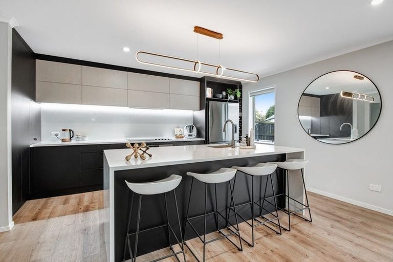 Photo of property in 9 Riverboat Lane, Helensville, 0800