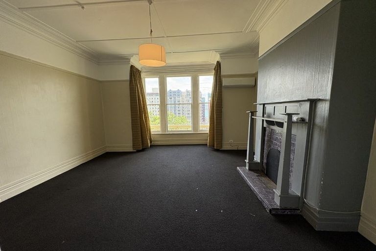 Photo of property in 1/18 Clifton Terrace, Kelburn, Wellington, 6012