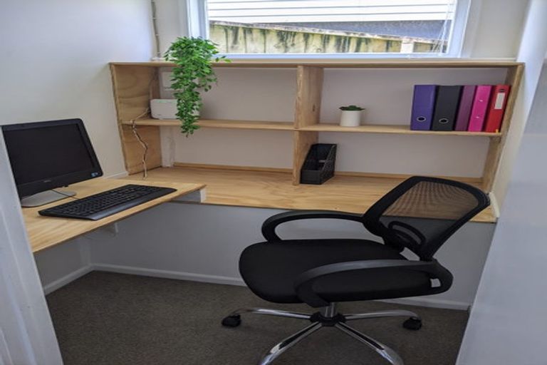 Photo of property in 20 Saffron Street, Birkdale, Auckland, 0626