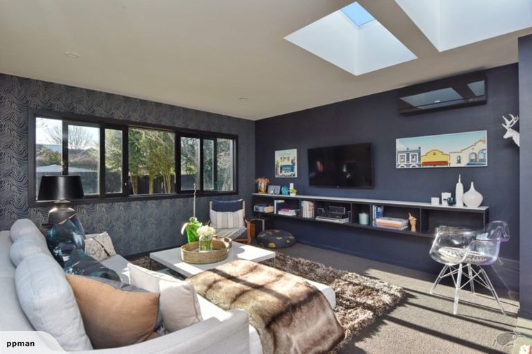 Photo of property in 15 Innes Road, St Albans, Christchurch, 8052