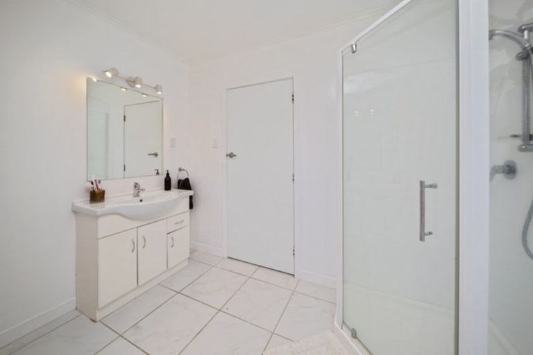 Photo of property in 6 Falstaff Street, Stratford, 4332