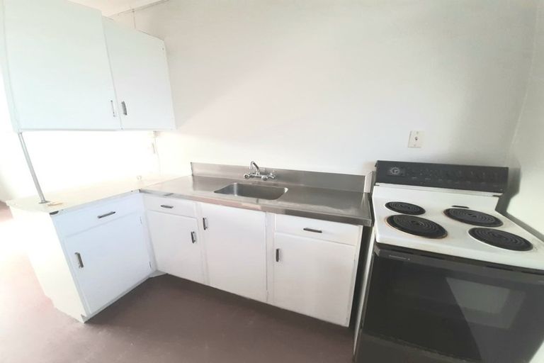 Photo of property in 8/90 Kenderdine Road, Papatoetoe, Auckland, 2025