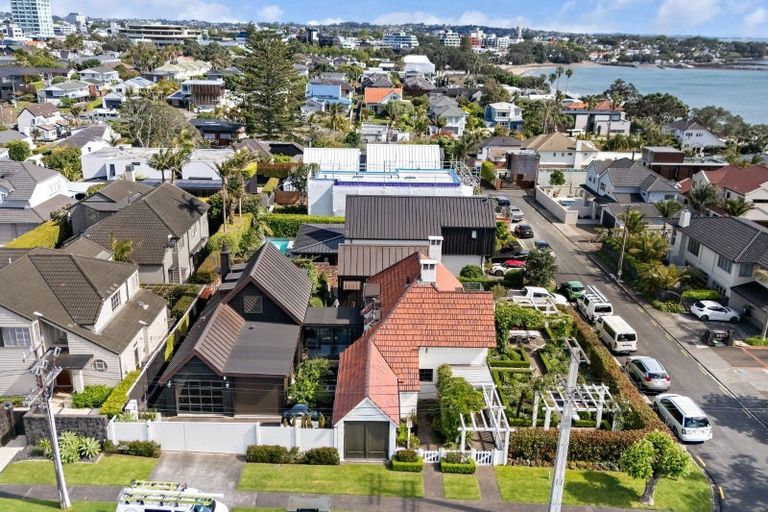 Photo of property in 14 Rewiti Avenue, Takapuna, Auckland, 0622