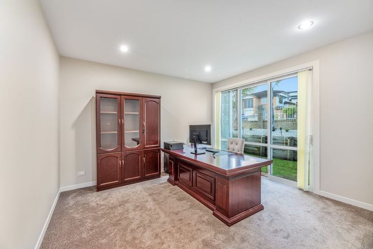 Photo of property in 18 Irongate Avenue, Ranui, Auckland, 0612