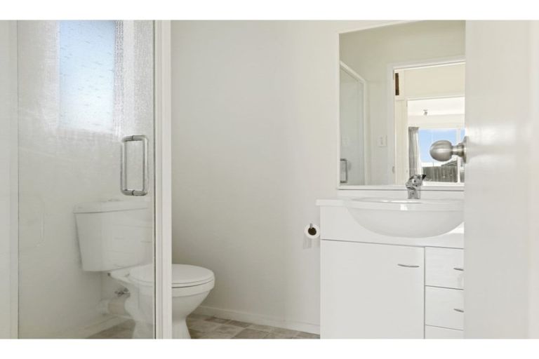 Photo of property in 14 Saint Lukes Street, Woolston, Christchurch, 8062