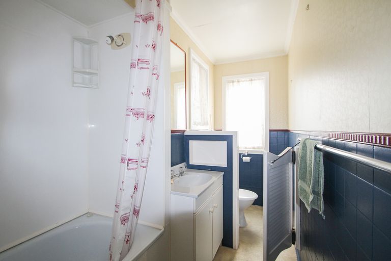 Photo of property in 27 Tay Street, Oamaru North, Oamaru, 9400