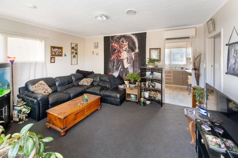 Photo of property in 2/23 Kipling Crescent, Stoke, Nelson, 7011