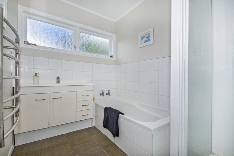 Photo of property in 22 Clotworthy Crescent, Onerahi, Whangarei, 0110