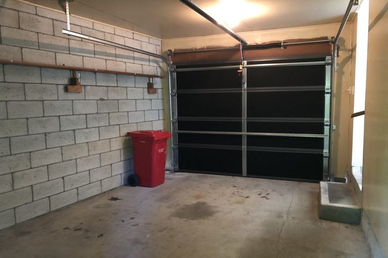 Photo of property in 16 Rata Street, Waikanae, 5036