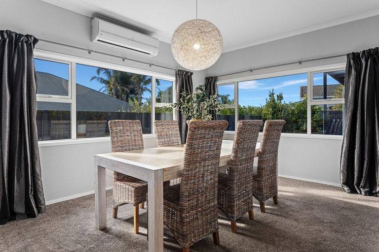 Photo of property in 6 Omega Place, Coastlands, Whakatane, 3120