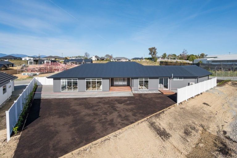 Photo of property in 72 Les Wakefield Road, Mapua, 7005