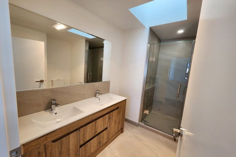 Photo of property in 9/25 Manse Road, Pahurehure, Papakura, 2113