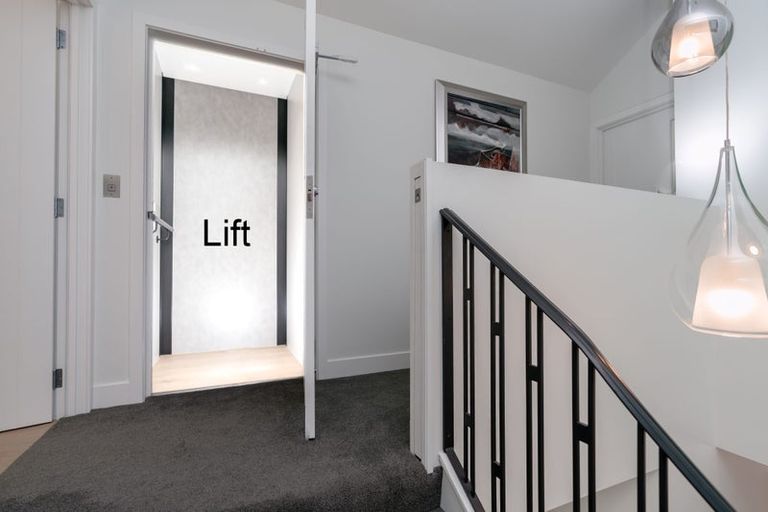 Photo of property in 14 Garden Road, Raumati Beach, Paraparaumu, 5032