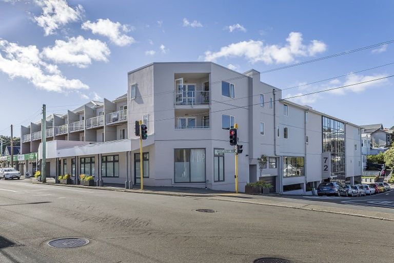 Photo of property in Luxford Villas, 114/72 Herald Street, Berhampore, Wellington, 6023