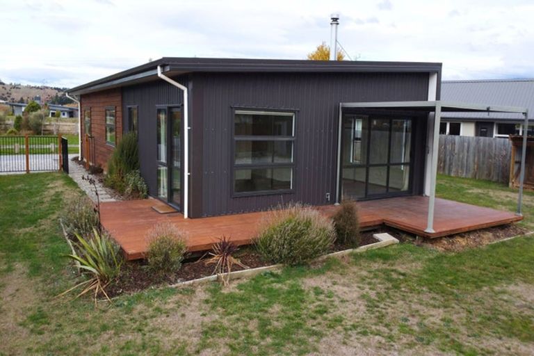 Photo of property in 5 Mallard Street, Albert Town, Wanaka, 9305