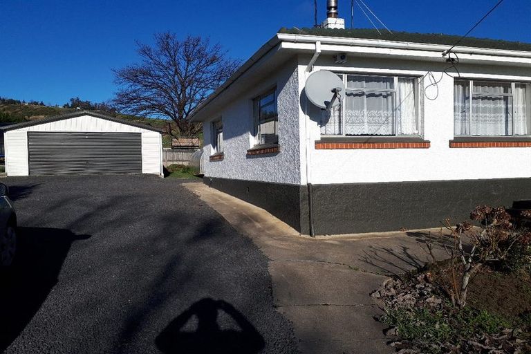 Photo of property in 98 Gladstone Road North, Mosgiel, 9024