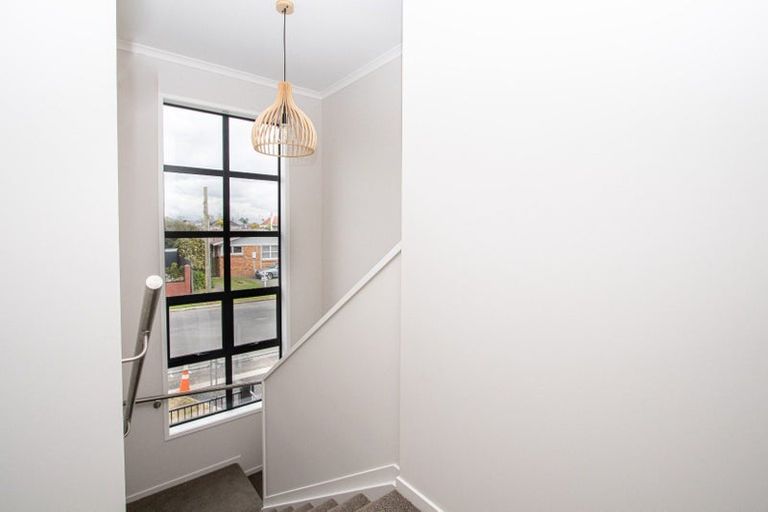Photo of property in 10u2 Charlemont Street, Whitiora, Hamilton, 3200