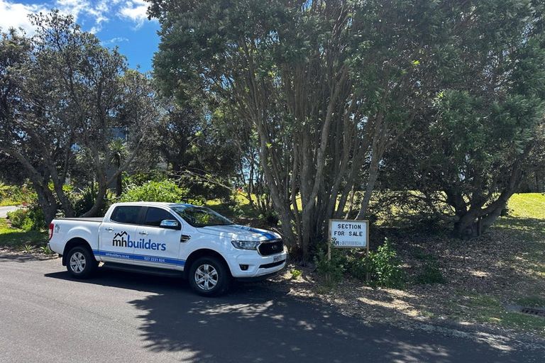 Photo of property in 4 Sea Crest Place, Bowentown, Waihi Beach, 3177