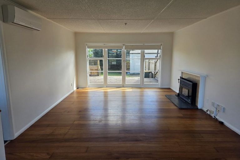 Photo of property in 15 Willis Street, Bader, Hamilton, 3206