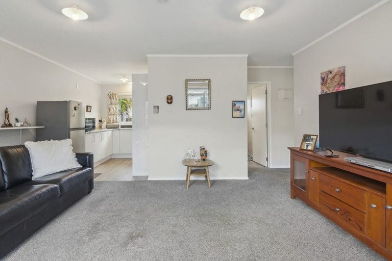 Photo of property in 4/43 Anzac Road, Browns Bay, Auckland, 0630