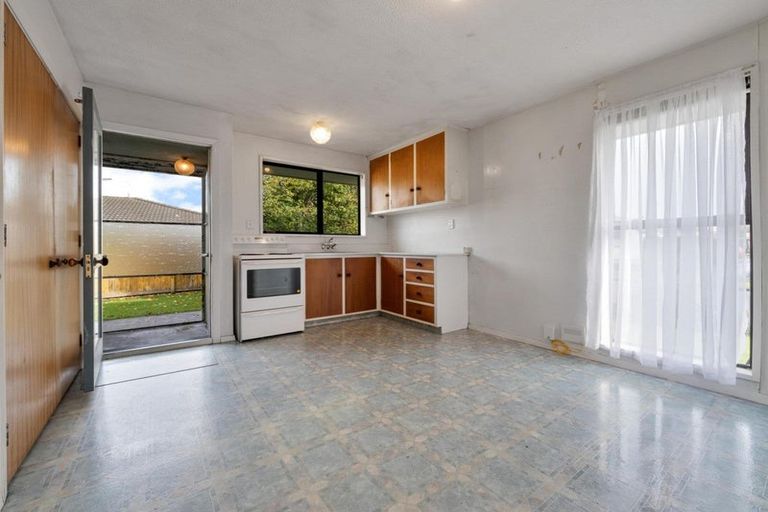Photo of property in 2 Castile Place, Belfast, Christchurch, 8051