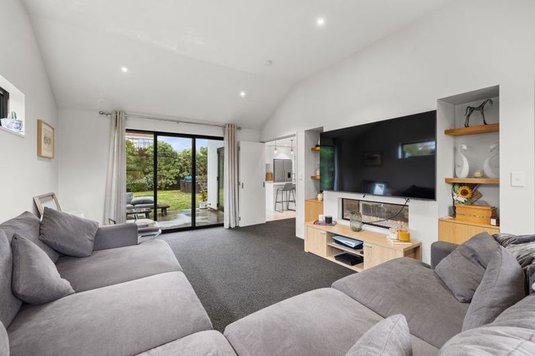 Photo of property in 20 Puhara Avenue, Parklands, Christchurch, 8083