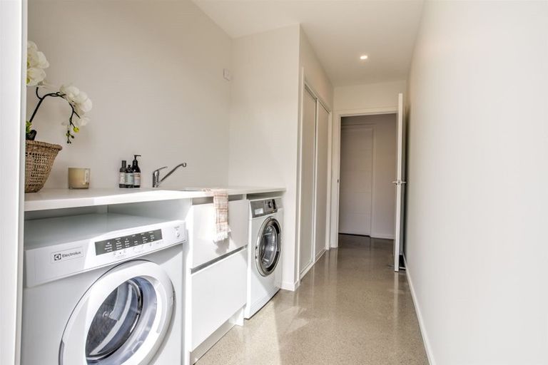 Photo of property in 63 Farrant Drive, Wanaka, 9305