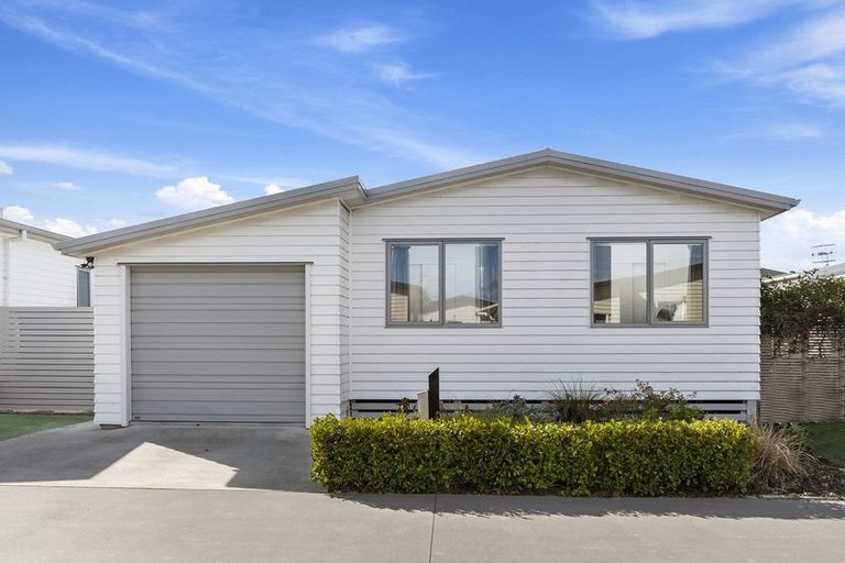 Photo of property in 315/11 Kamahi Crescent, Papamoa Beach, Papamoa, 3118
