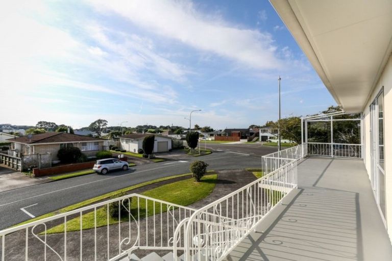 Photo of property in 3 Severn Place, Spotswood, New Plymouth, 4310