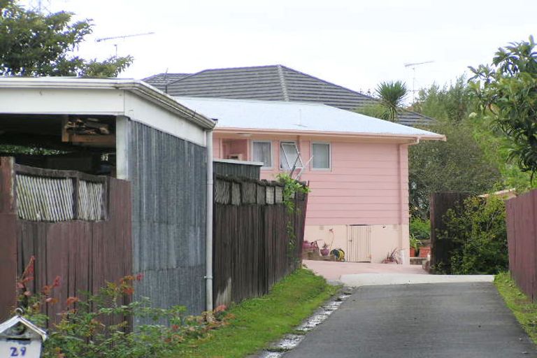 Photo of property in 29 Garton Drive, Massey, Auckland, 0614