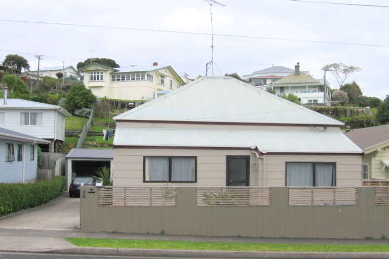 Photo of property in 136 Karaka Road, Thames, 3500