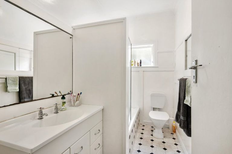 Photo of property in 86 Rakau Road, Hataitai, Wellington, 6021