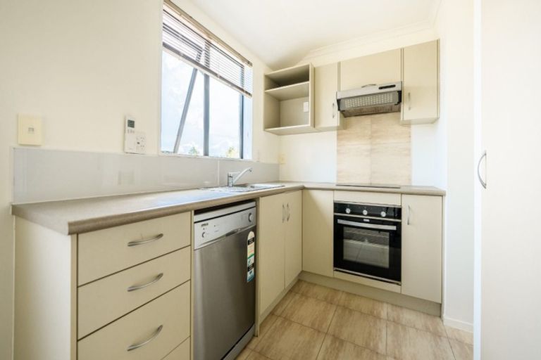 Photo of property in 72b Coxhead Road, Manurewa, Auckland, 2102