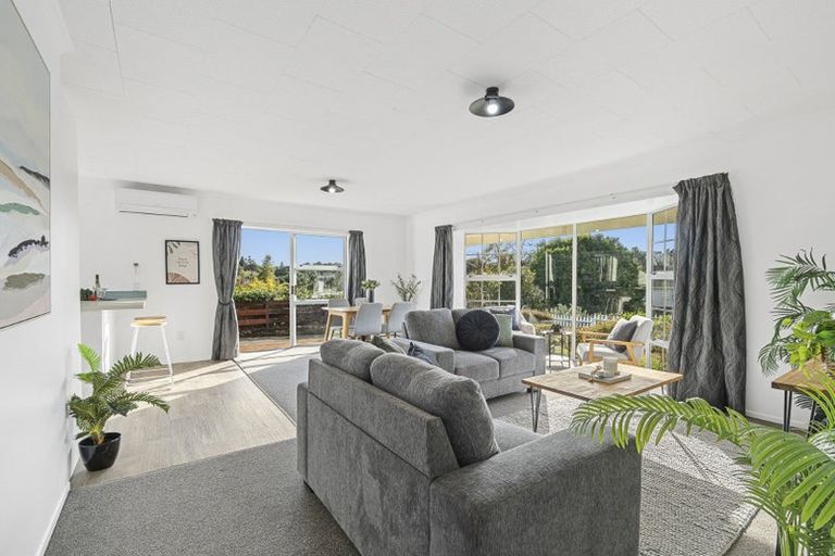 Photo of property in 2/72 Cumberland Street, Welbourn, New Plymouth, 4312