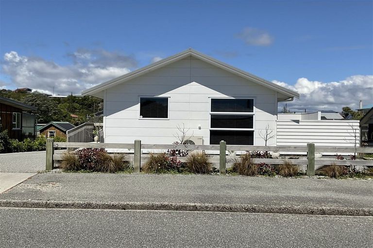 Photo of property in 224 Revell Street, Hokitika, 7810