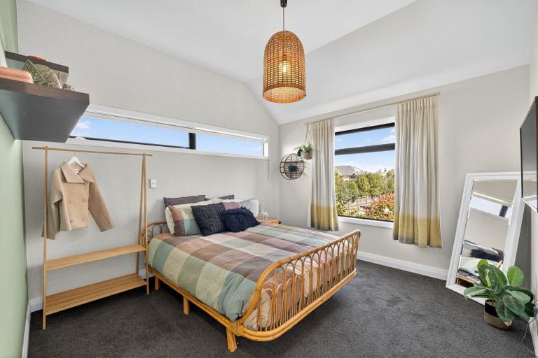 Photo of property in 17 Chesterfield Place, Rangiora, 7400