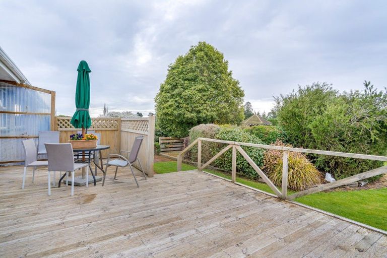 Photo of property in 79 Egerton Road, Winton, 9781