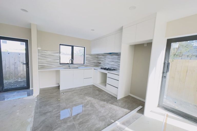 Photo of property in 34d Mariner Street, Mangere, Auckland, 2022