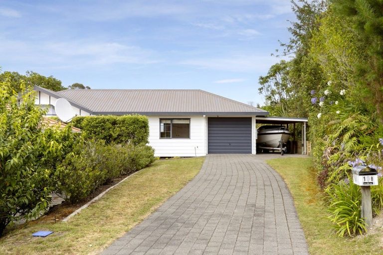 Photo of property in 1/19 Brunette Drive, Acacia Bay, Taupo, 3330