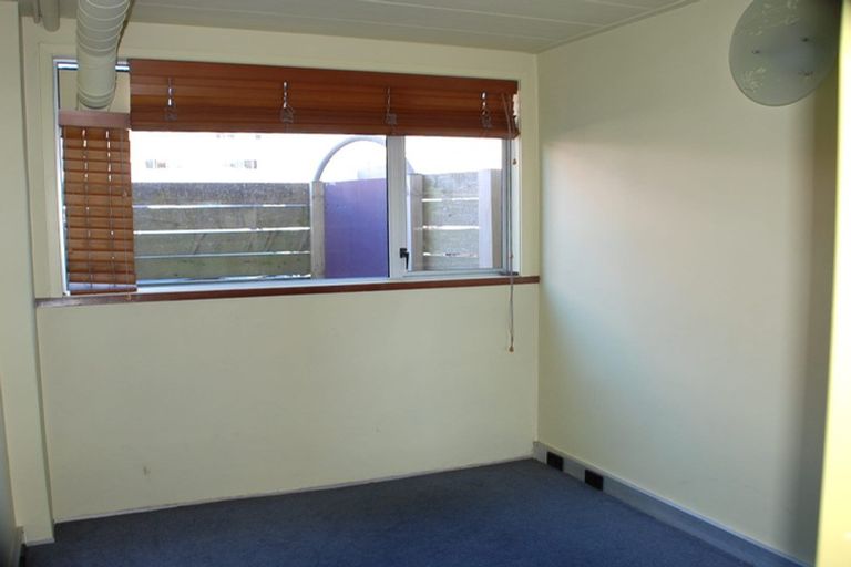 Photo of property in Qba Apartments, 1g/51 Webb Street, Mount Cook, Wellington, 6011